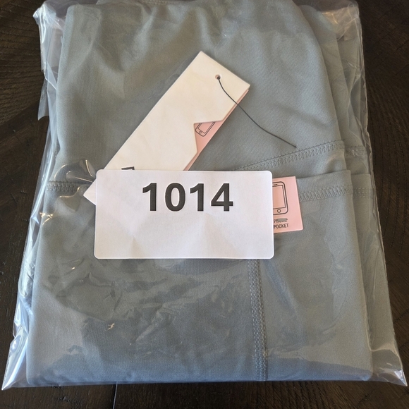 LEG3ND Women's Small High-Waist Pocket Leggings L40363ST/COBL - Light Sage Green - Picture 12 of 12